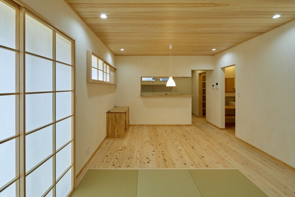 名古屋でデザイン注文住宅を建てる丸共建設｜ナチュラルスタイルの木の家 写真